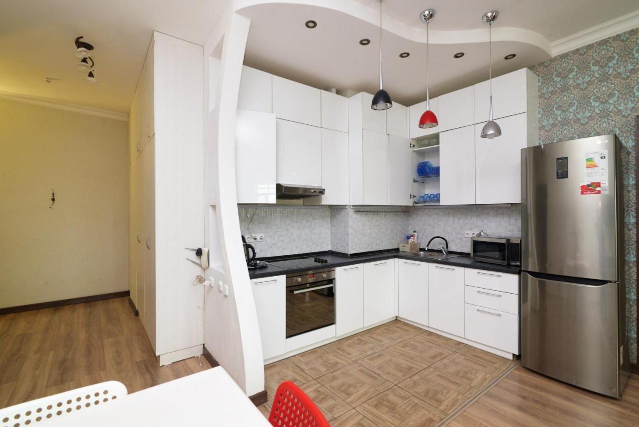 Квартира В Самом Центре Столицы Казахстана Apartman Asztana Kültér fotó