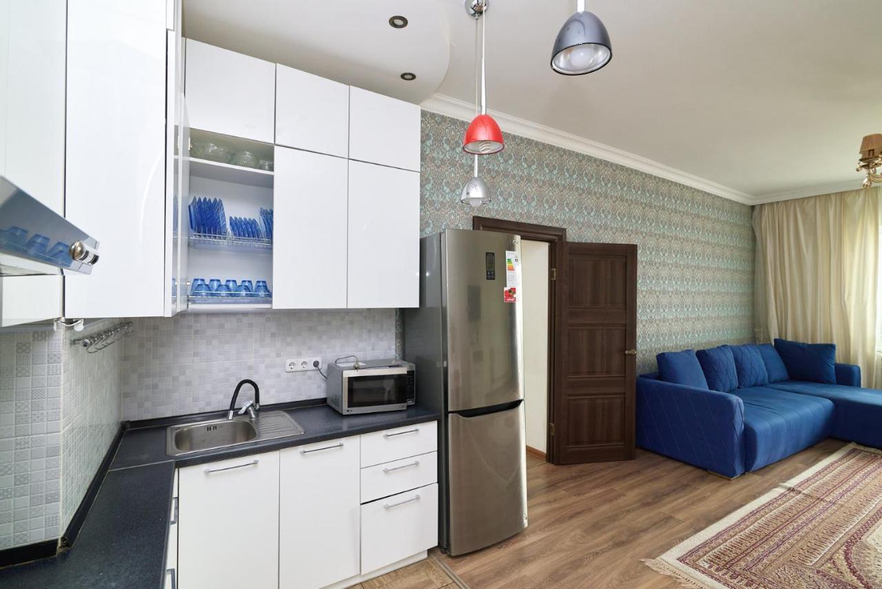 Квартира В Самом Центре Столицы Казахстана Apartman Asztana Kültér fotó
